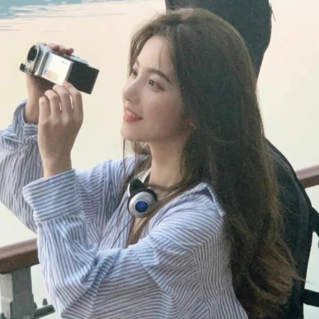 小美人鱼的奇幻冒险 海报